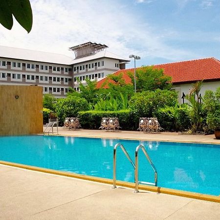 J. Park Hotel Chonburi Exterior foto