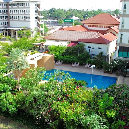 J. Park Hotel Chonburi Exterior foto