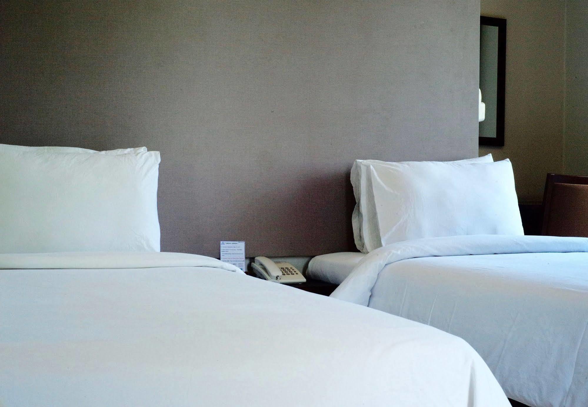 J. Park Hotel Chonburi Exterior foto